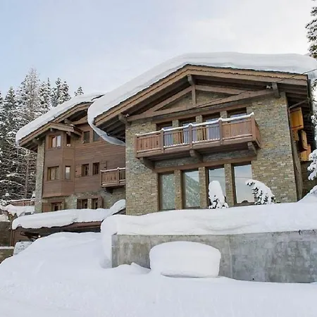 Huge Footage For This Chalet With Swimming Pool Шале Куршевель