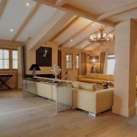 Huge Footage For This Chalet With Swimming Pool Куршевель